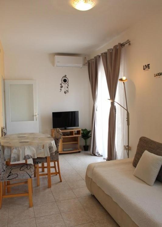 Apartment Nana Primošten Eksteriør billede